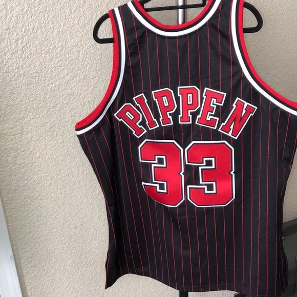 Mitchell & Ness #33 Bulls PIPPEN Jersey Authentic - Picture 6 of 8